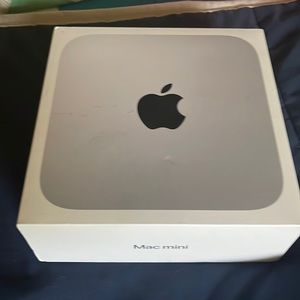 Apple Mac Mini,,track pad,, Magic Mouse,, aluminum stand hub. Selling all